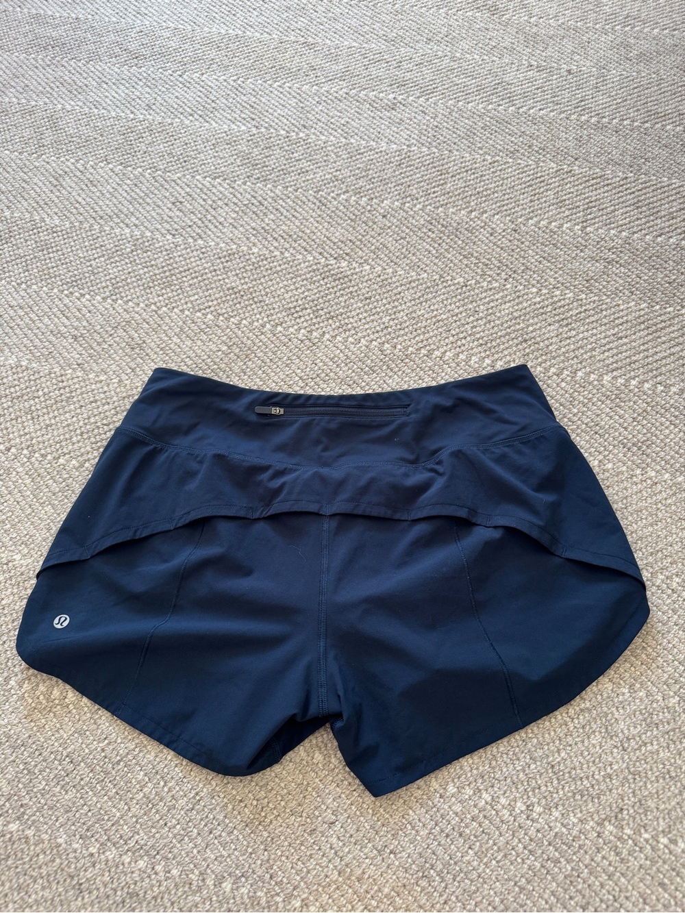 Lululemon athletica Speed Up Mid-Rise Lined Short 4”